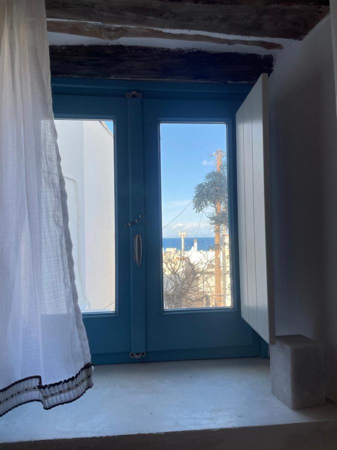 Naxos City Burgos Barrio酒店 外观 照片