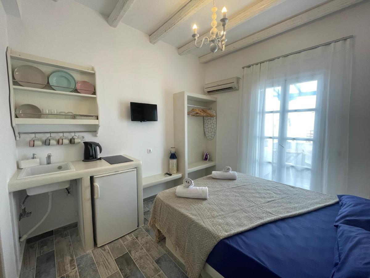 Naxos City Burgos Barrio酒店 外观 照片
