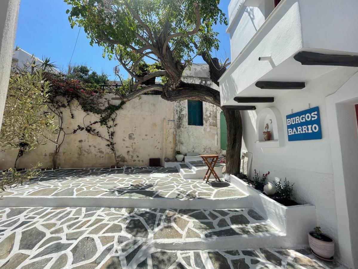 Naxos City Burgos Barrio酒店 外观 照片