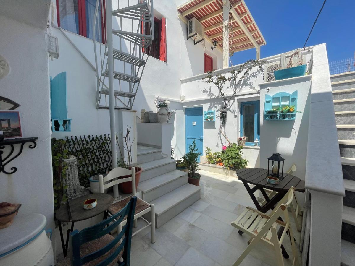 Naxos City Burgos Barrio酒店 外观 照片